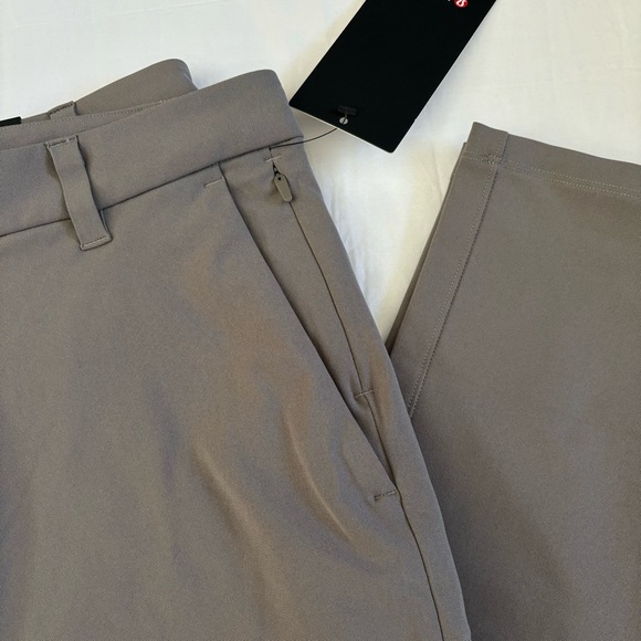 Lululemon Commission Pant Classic 34"L Warpstreme CBND Carbon Dust Men's Size 31 - Picture 2 of 6